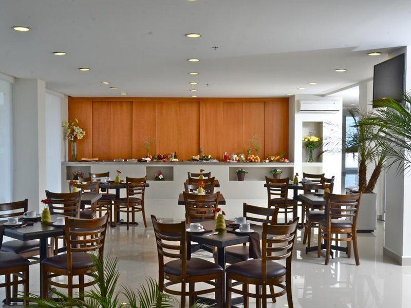 Mision Express Monterrey Aeropuerto La Fe Hotel Apodaca Buitenkant foto